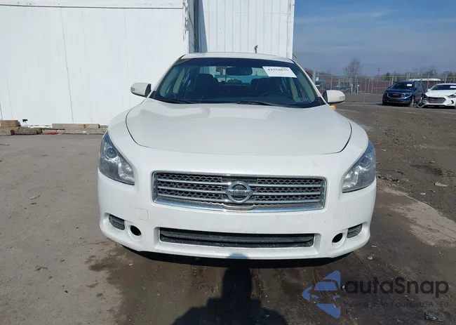 1N4AA5AP7AC841880: 44358039