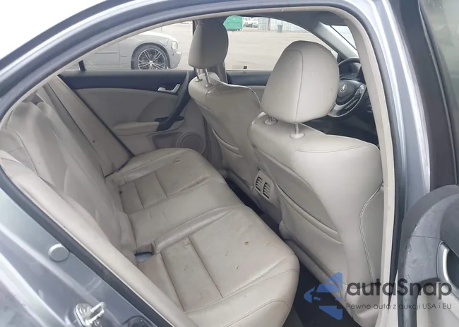 JH4CU2F49EC001806: 44358057