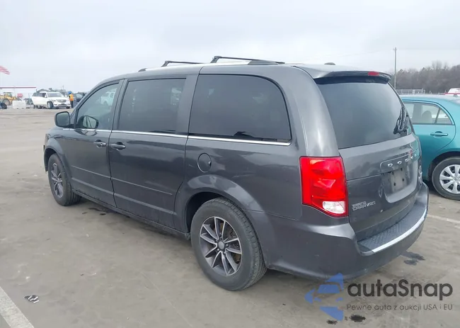 2C4RDGCG3HR696464: 44358195