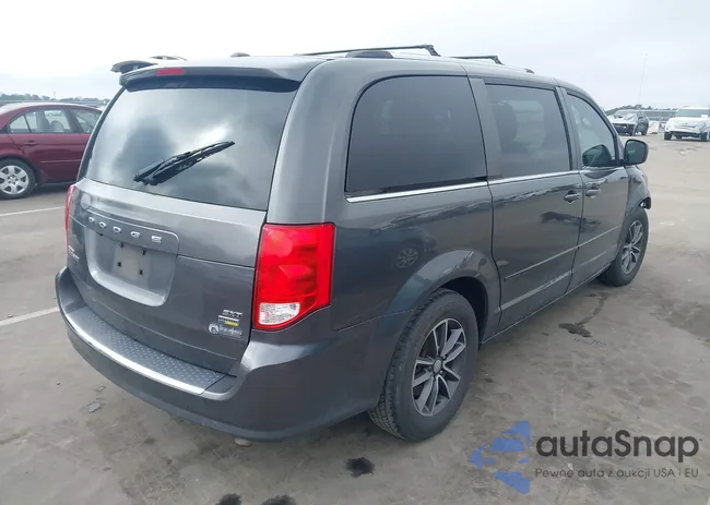 2C4RDGCG3HR696464: 44358195