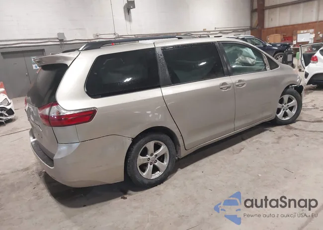 5TDKZ3DC3HS825432: 44358276