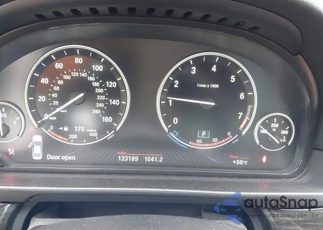 WBAFR7C50DC821780: 44358286