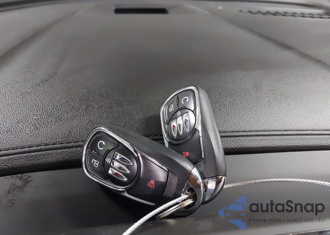 KL4AMESL6SB080175: 44358371