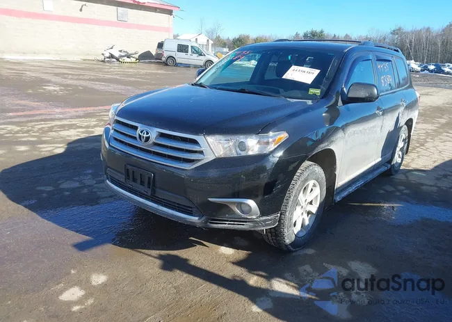 5TDBK3EH5DS228694: 44358389