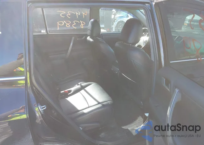 5TDBK3EH5DS228694: 44358389