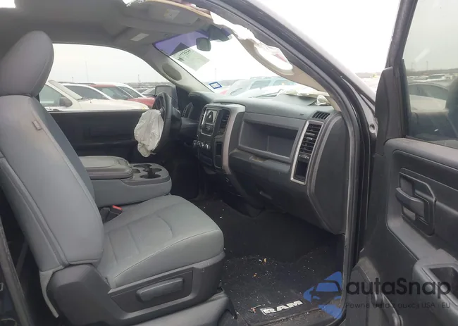 3C6JR6AG4FG618300: 44357726