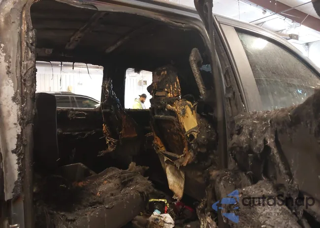 3GCUYDED6NG140070: 44357797