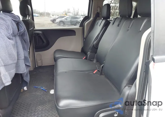 2C4RDGBG3FR686631: 44357830