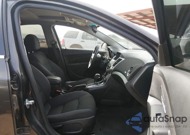 1G1PC5SB0D7290747: 44358977