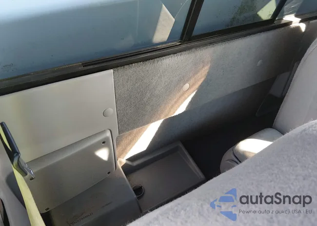 1FTYR10X4YTA59607: 44358995