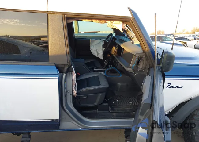 1FMEE1BP4RLA75606: 44359092