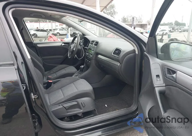 WVWDB7AJ5CW115352: 44359140