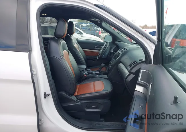 1FM5K8D86KGB52563: 44359146