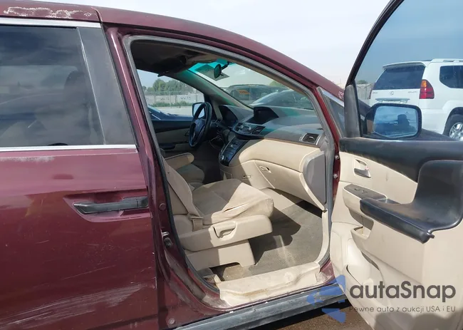 5FNRL5H21BB078227: 44359148