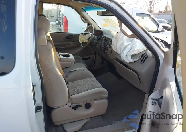 1FTRX17L42NA24770: 44359224