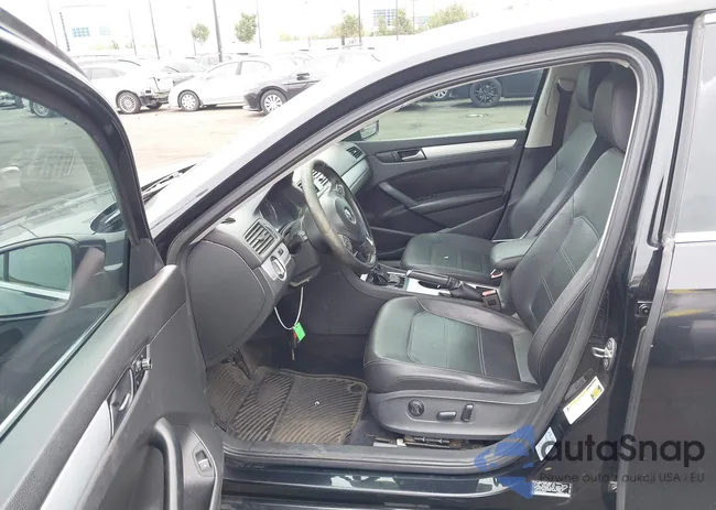 1VWBP7A35DC024916: 44359243