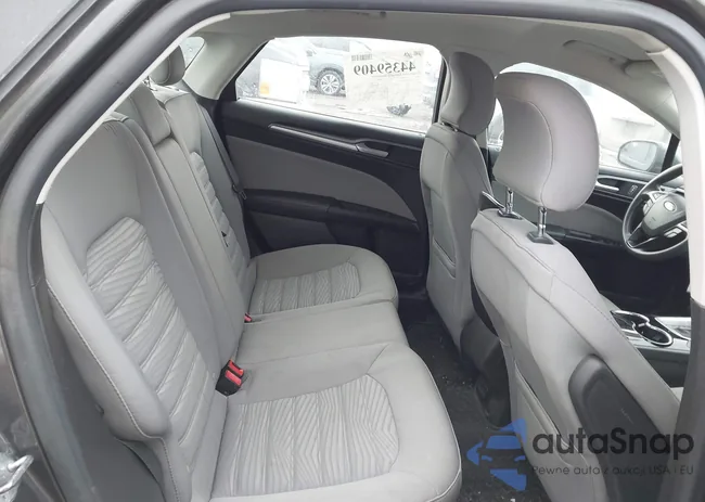 3FA6P0G74GR139282: 44359409