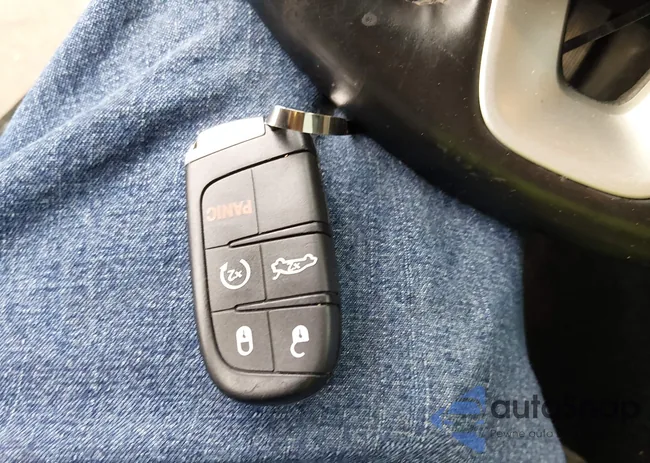 2C3CDZBT1FH710174: 44359498