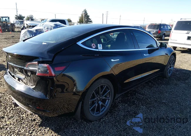 5YJ3E1EA9JF098518: 44358574