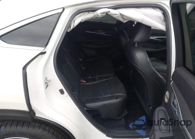 3PCAJ5K37NF104077: 44358662