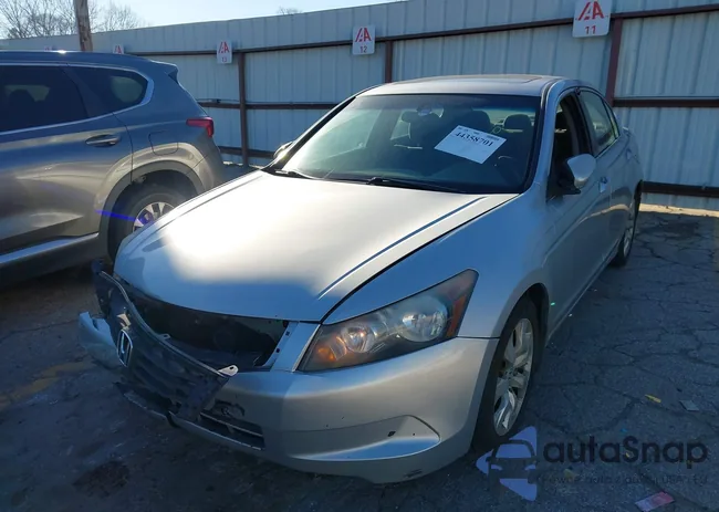 1HGCP2F78AA181659: 44358701