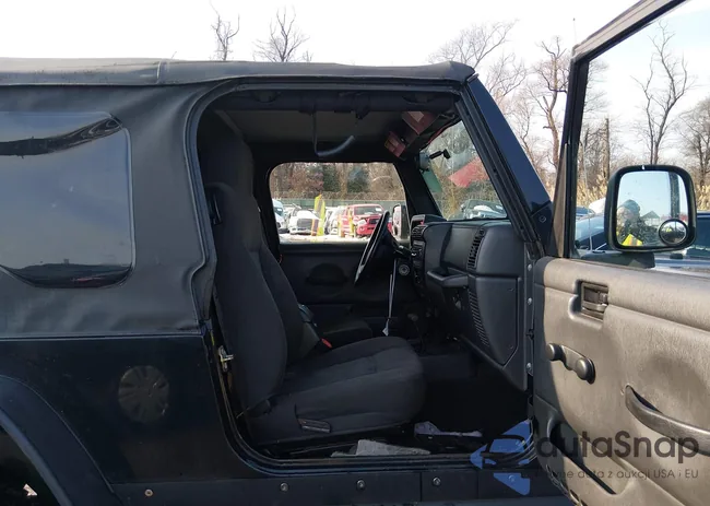 1J4FA49S74P794795: 44358719