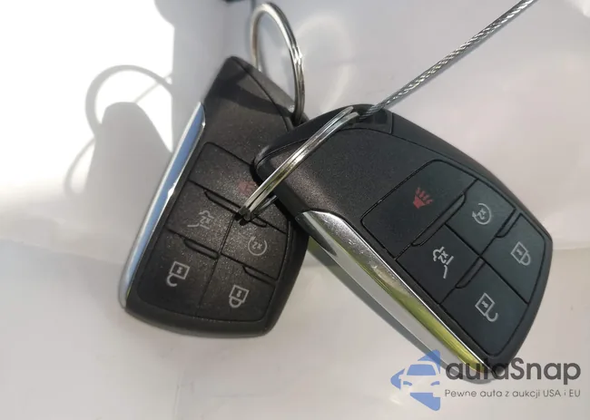 LRBFZNR46PD033752: 44358729