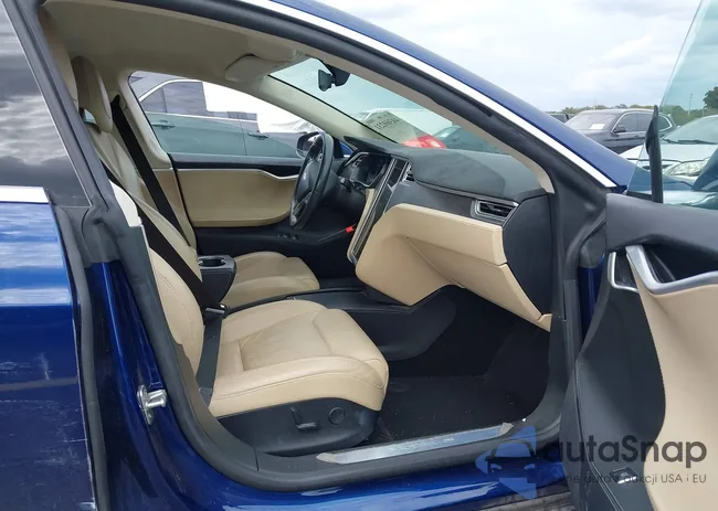 5YJSA1E1XHF191050: 44360231