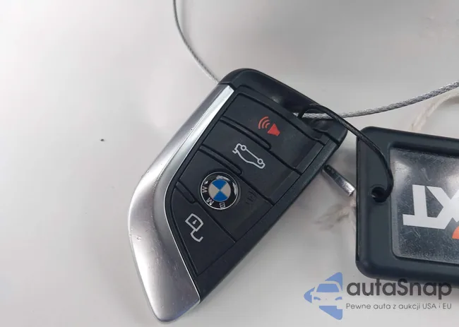 WBA33DB04SCS92016: 44360261