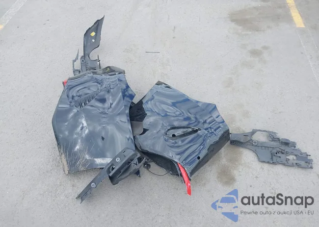 WBA33DB04SCS92016: 44360261