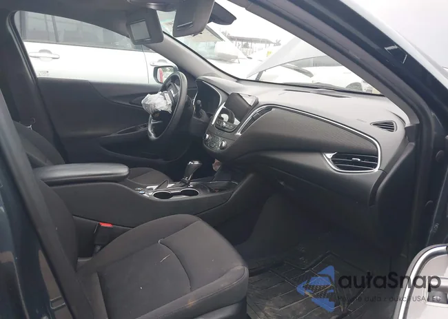 1G1ZD5ST8KF147322: 44360273