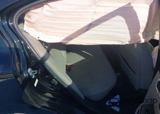 2HGFB2F52DH563833: 44360279