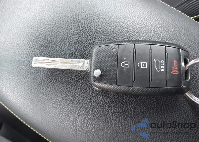 KNDJP3A52G7303021: 44360284