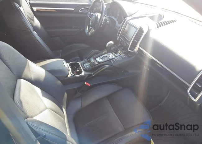 WP1AE2A29GLA64823: 44360443