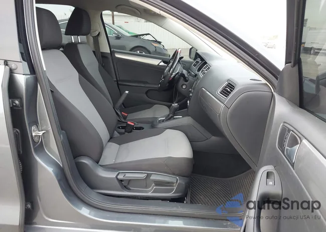 3VW2B7AJ6HM287658: 44360455