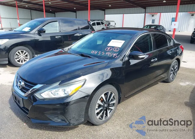 1N4AL3AP9JC198947: 44359545