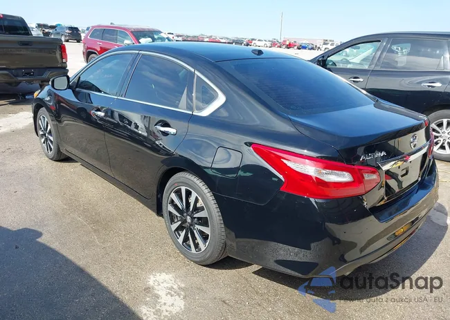 1N4AL3AP9JC198947: 44359545