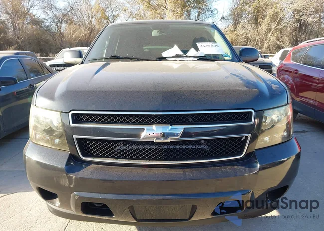 1GNSKHE37BR375068: 44359548