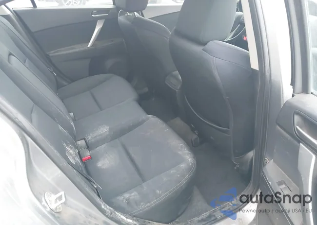 JM1BL1S67A1348803: 44359551