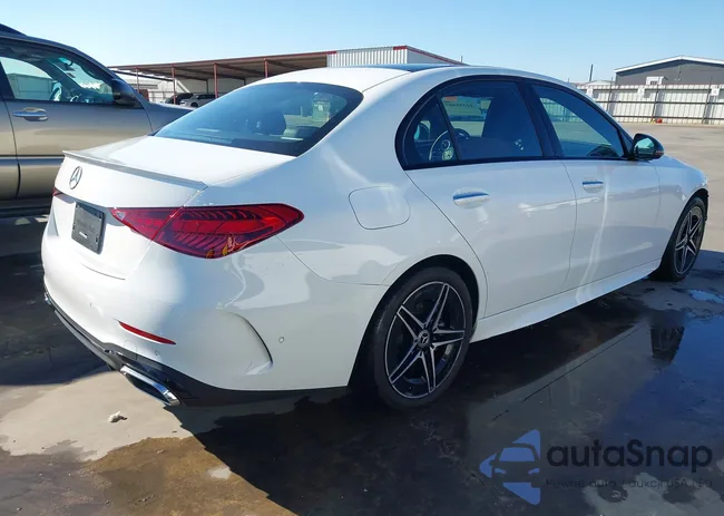 W1KAF4GB3PR144803: 44359587