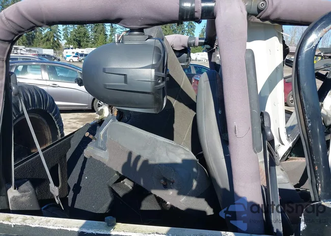 1J4FY19S4XP464353: 44359619