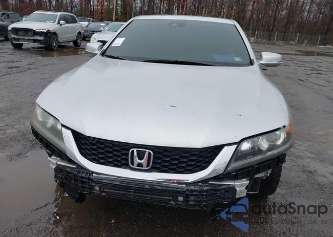 1HGCT2B86FA005775: 44359631