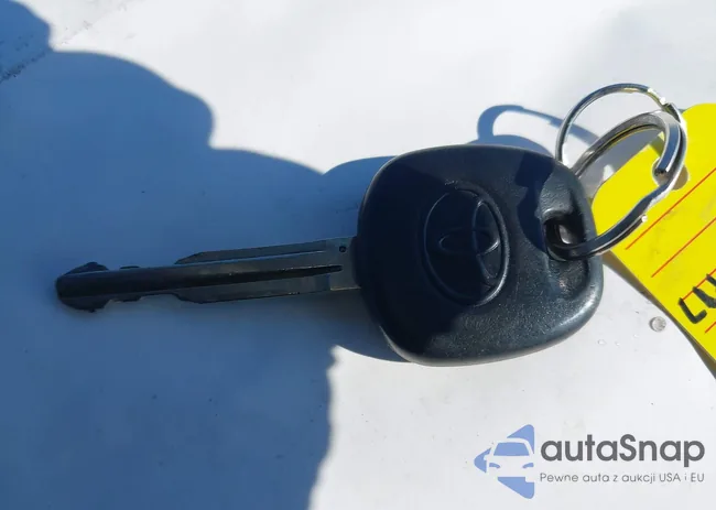 1NXBR32E88Z996477: 44359651