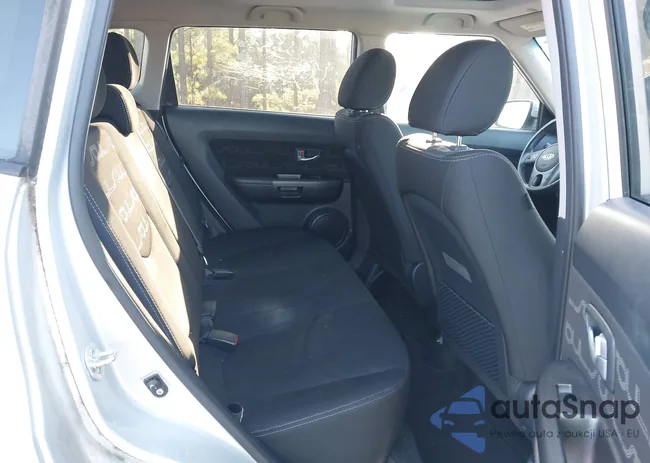 KNDJT2A60D7763305: 44359711