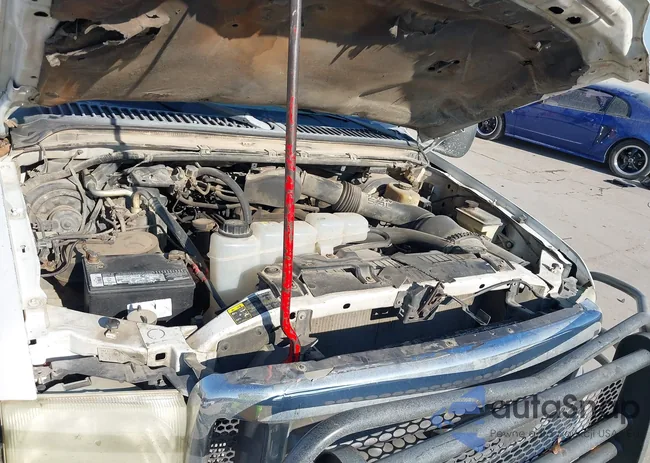 1FTNX21LX2EC38353: 44359832