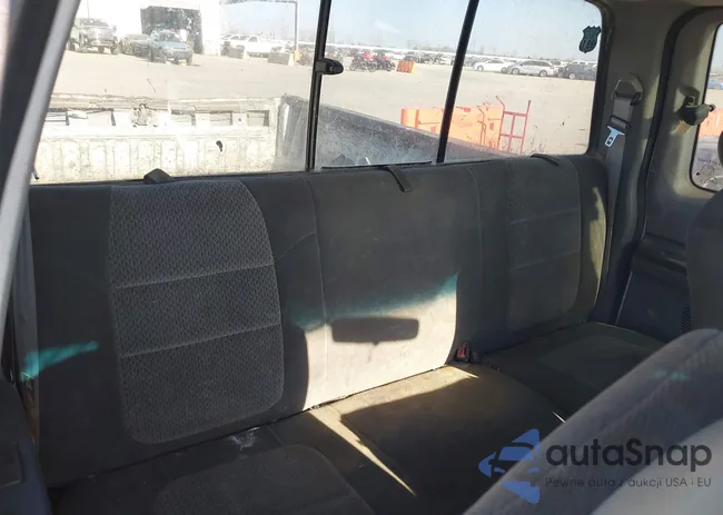 1FTNX21LX2EC38353: 44359832