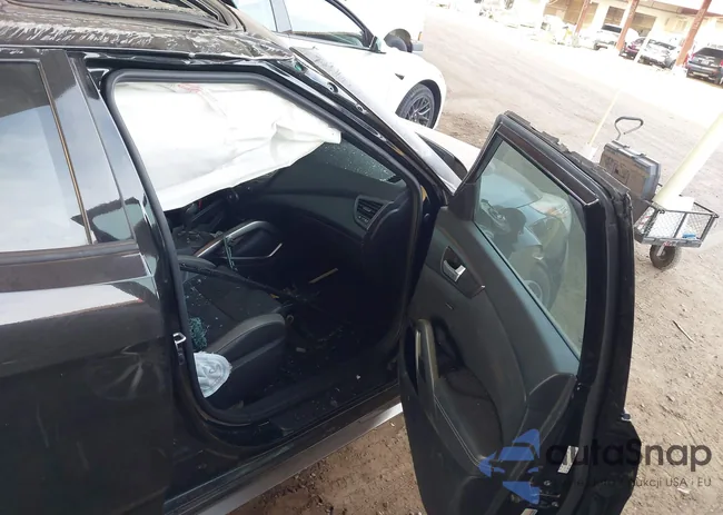 KMHTC6AE9GU292845: 44359839