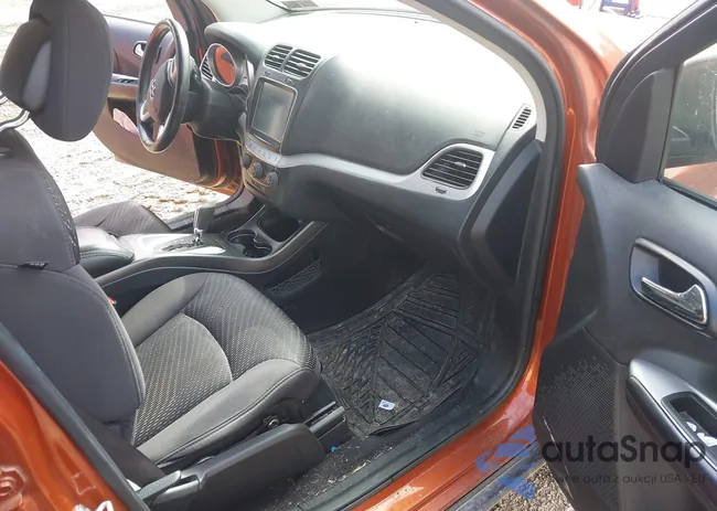 3C4PDDBG7ET143784: 44359851