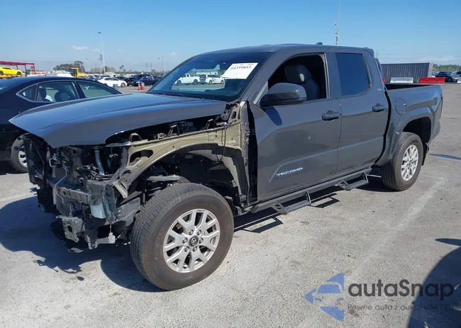 3TMKB5FN7RM021988: 44359853