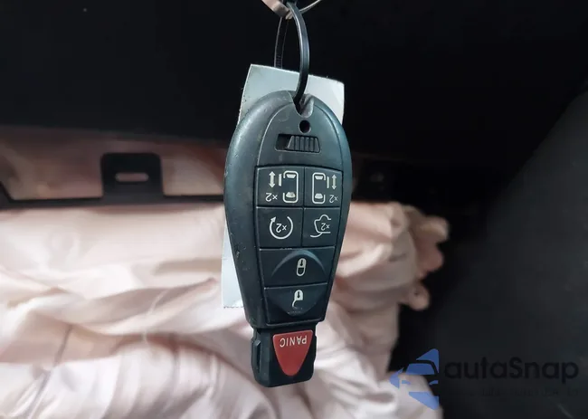 2C4RDGCG7JR137747: 44359864